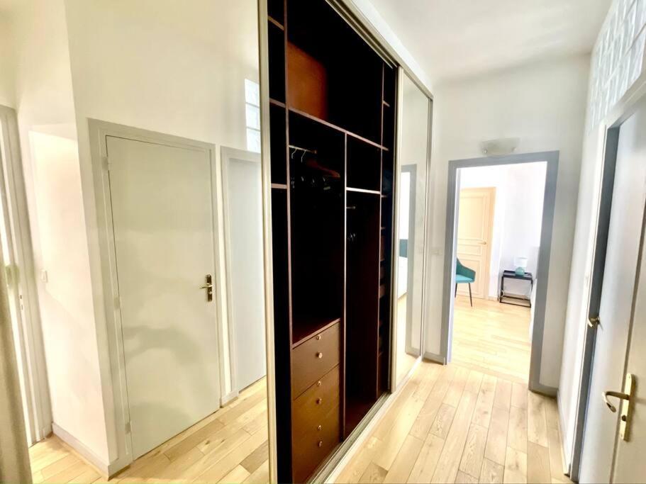 Gustave - Charming Eiffel Tower Appartement - Paris Extérieur photo